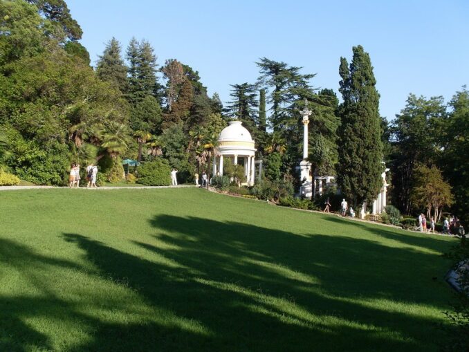 Дендрарий в Сочи посещает каждый турист