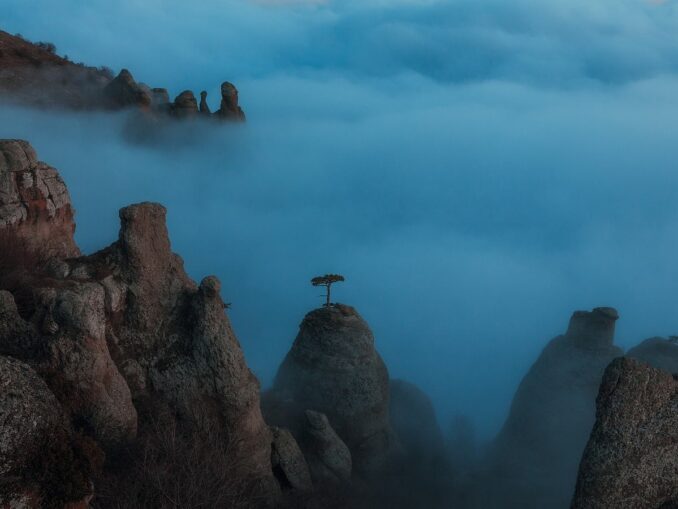 Twilight in the "Ghost Valley" on Demerji near Alushta