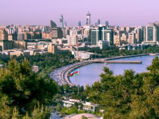 В июне в Баку можно купаться в Каспийском море