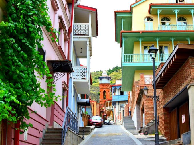 The old city - in Tbilisi in June it is worth going!