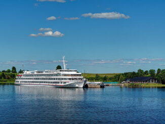 Круизы из Санкт-Петербурга на Валаам и по Волге пользуются спросом