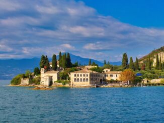 Озеро Гарда находится на севере Италии