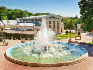 Лечебный парк - в Ессентуки летом стоит ехать!