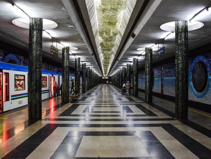 В Ташкенте нужно спуститься под землю и увидеть метрополитен