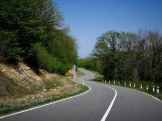 Из России в Грузию можно поехать на машине