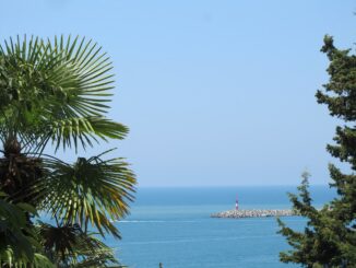 В Сочи летом может быть очень жарко