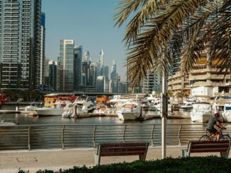 В Дубае в июне стоит жаркая погода