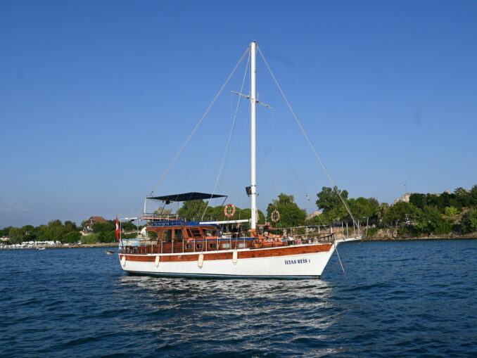 В мае в Турции можно как купаться, так и совершить круиз