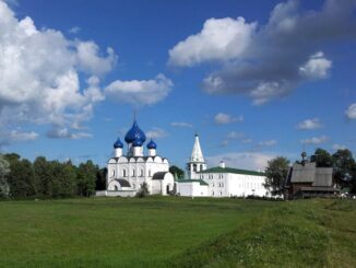 Церкви - главное, что можно посмотреть в Суздале
