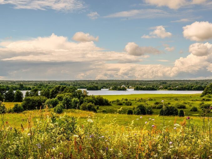 Остров Кижи находится в Республике Карелия