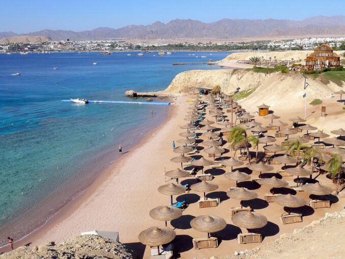 Наама-Бей - где в Египте акулы нападали на людей