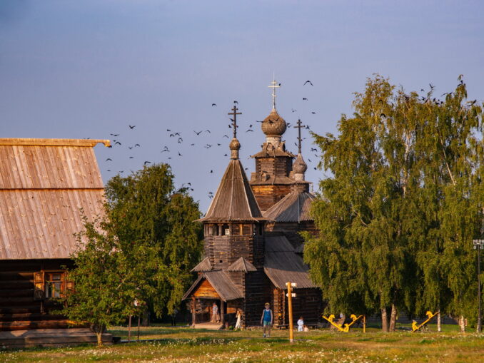 С детьми в Суздале можно пойти в Музей деревянного зодчества