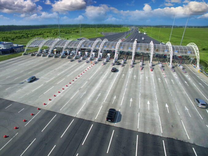 Стоимость проезда по платным участкам М-4 «Дон» Москва-Анапа в 2024 году составляет 3 380 рублей