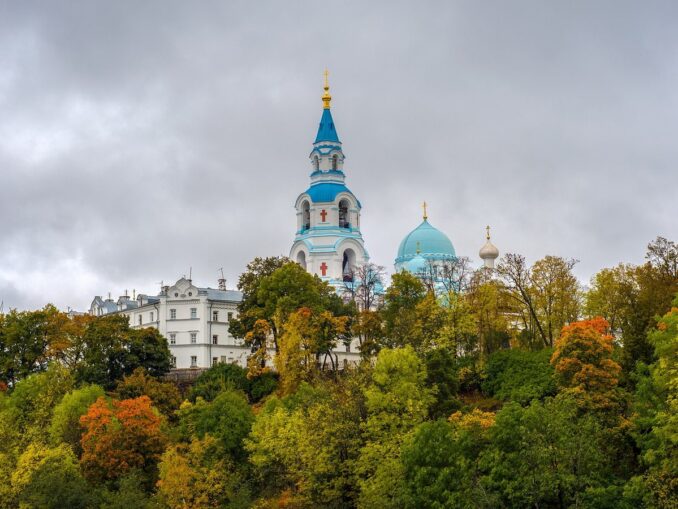 Спасо-Преображенский собор нужно обязательно увидеть на Валааме