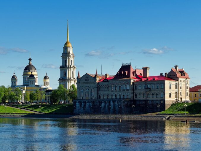 Рыбинск - одна из главных достопримечательностей Ярославской области