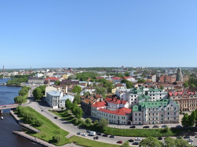 До Выборга стоит добраться, чтобы увидеть старый город