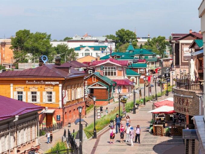 В Иркутске в июле стоит сходить в 130 квартал
