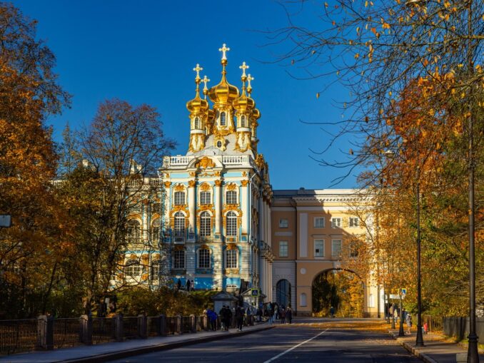 Как не посмотреть в Питере Большой Екатерининский дворец в Царском Селе?