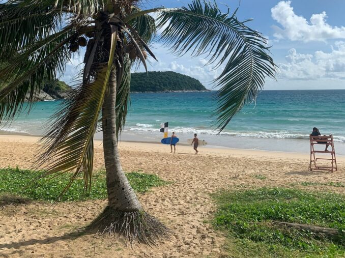 There are waves on the beach of Ny-Harn on Phuket in September