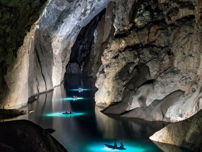 Пещеру Шондонг стоит посетить во Вьетнаме