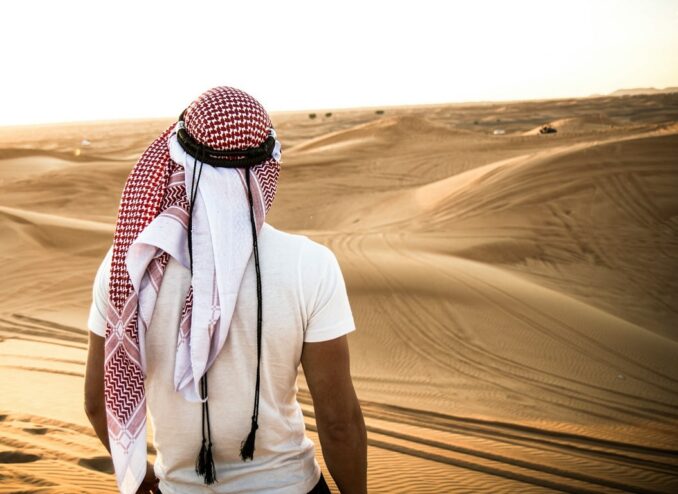 On the desert in the desert in Dubai, you need to wear a scarf