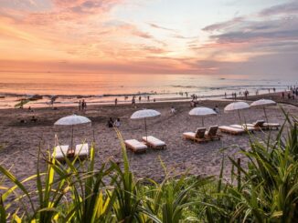 Погода в октябре на Бали подходит для пляжного отдыха