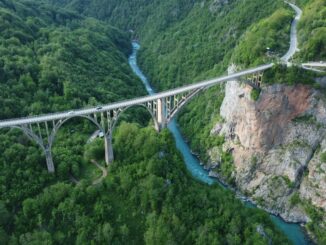 Каньон Тары - в сентябре в Черногорию стоит ехать на экскурсии!