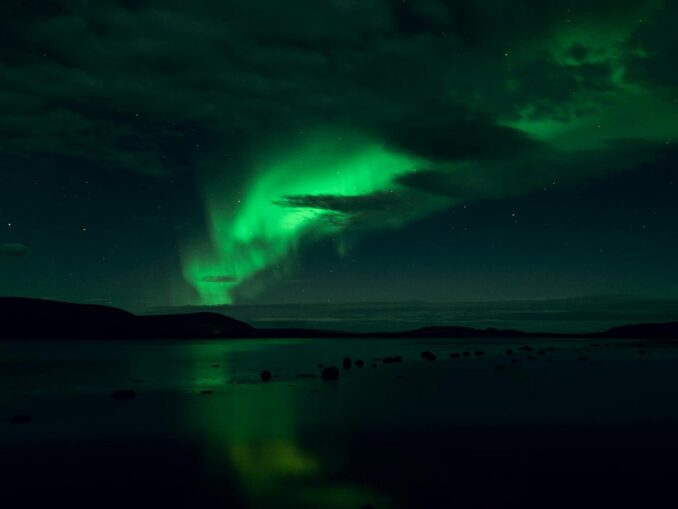 В Мурманске осенью можно увидеть северное сияние