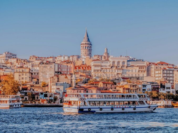 In late autumn in Istanbul it happens even hot
