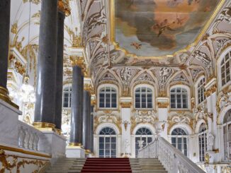 Иорданская лестница - Государственный Эрмитаж в Санкт-Петербурге - крупнейший музей России