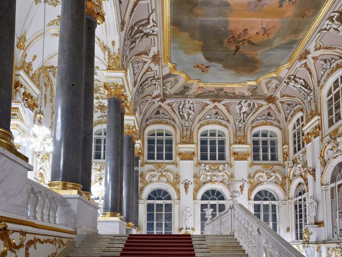 Иорданская лестница - Государственный Эрмитаж в Санкт-Петербурге - крупнейший музей России