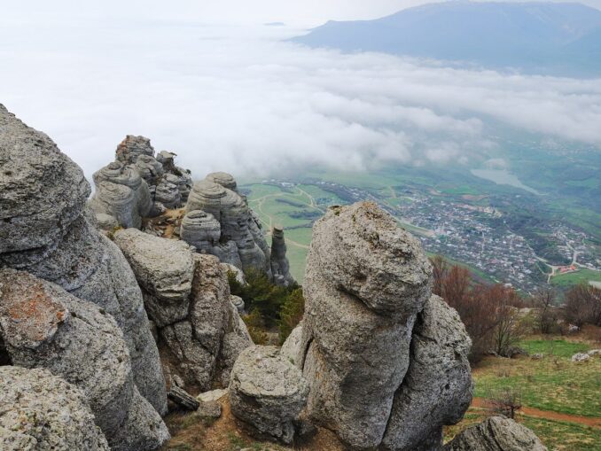Долина Привидений в Крыму в ноябре