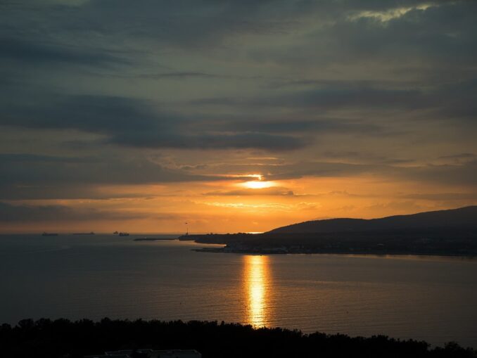 В Геленджик в России в ноябре можно поехать для релаксации