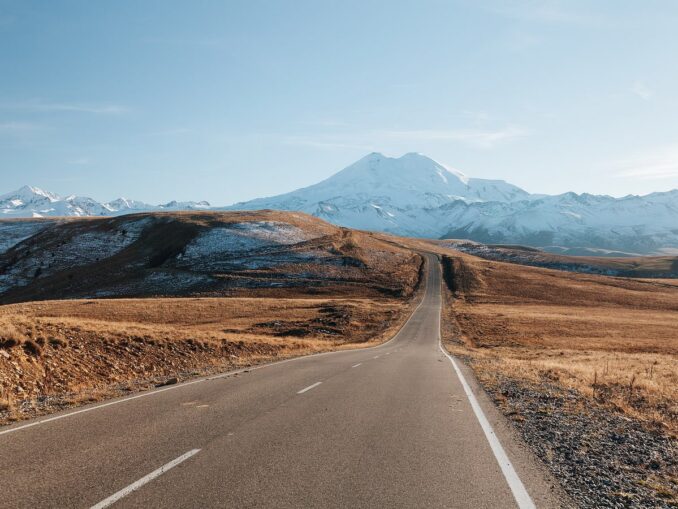 From Pyatigorsk in November you can go to Elbrus