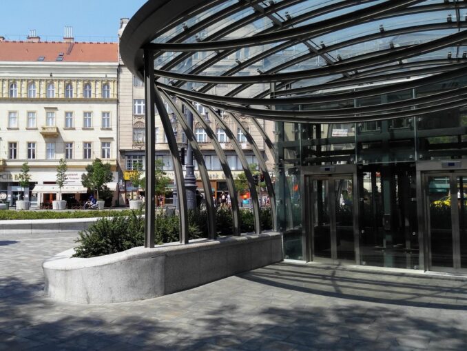 Метро Будапешта - как пользоваться, цены на проезд