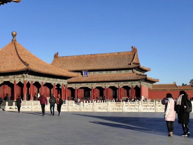 The forbidden city must be viewed in Beijing in November