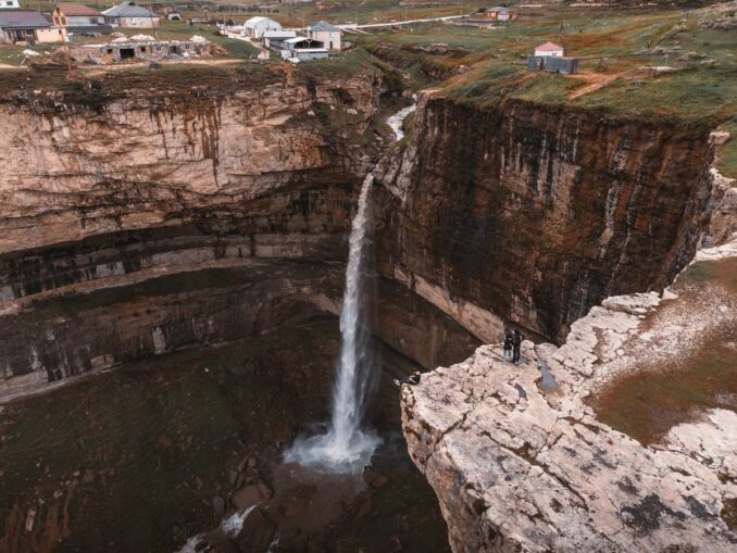 Khunzakh plateau in Dagestan in December, photo @Ruslan Ataev/pexels.com The air temperature in Dagestan in December does not rise above +10-12 degrees, even on the coast