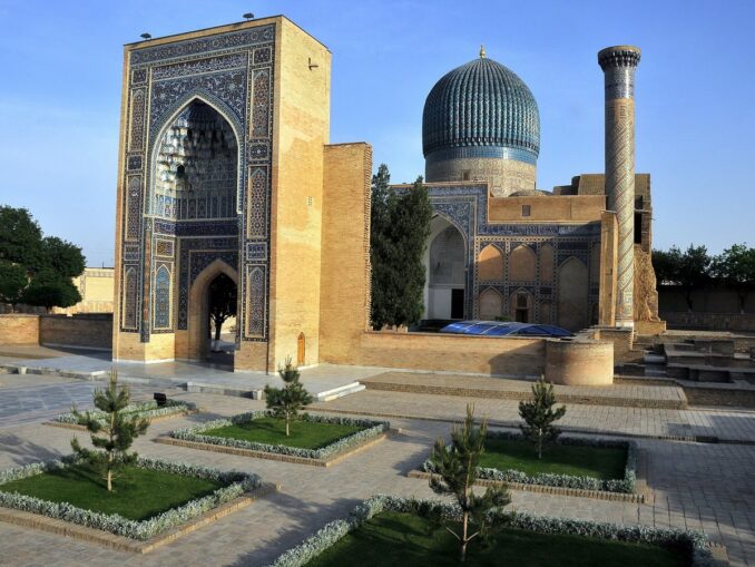 Mausoleum Gur-Emir, Samarkand, Uzbekistan, photo @lbm1948/Wikimedia Commons Mausoleum Gur-Emir in Samarkand needs to be visited first