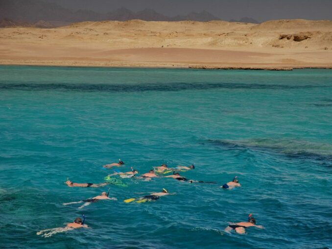 Diving in Egypt is available to everyone, photo @Pavlusha/Wikimedia Commons Ras Mohammed Park - you can go snorkeling or diving in winter in Egypt