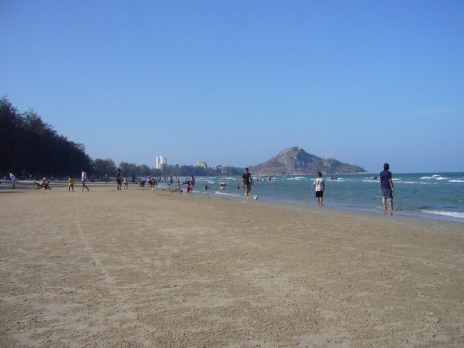 Курорт Хуа Хин в Таиланде будто создан для спокойного отдыха на море