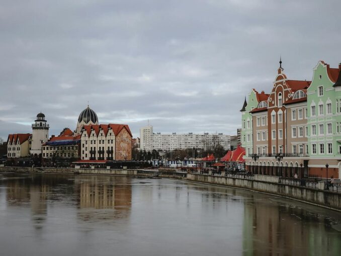 И зимой в Калининграде нужно посмотреть Рыбную деревню