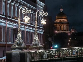 В декабре в Санкт-Петербург стоит ехать на экскурсии