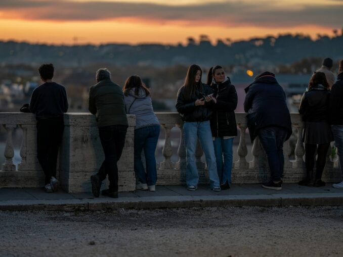 Sunset from Pincio Hill - in December in Rome you can wear demi-season clothes