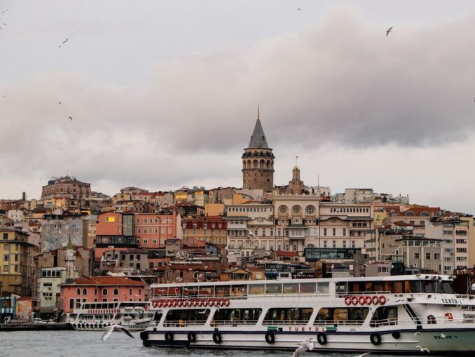 В Стамбул зимой вполне можно ехать на экскурсии