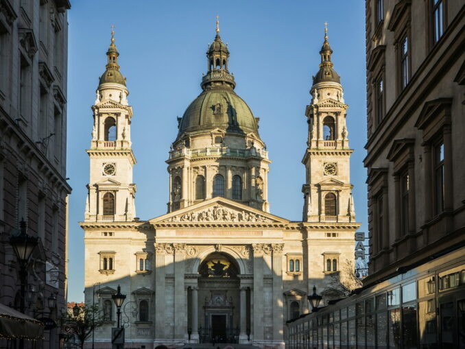 Базилика святого Иштвана - одна из главных достопримечательностей Будапешта