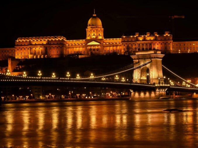 В Будапешт в январе стоит ехать на экскурсии