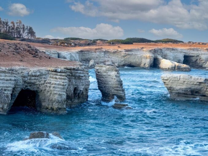 На Кипре в январе и феврале стоит ехать на экскурсии