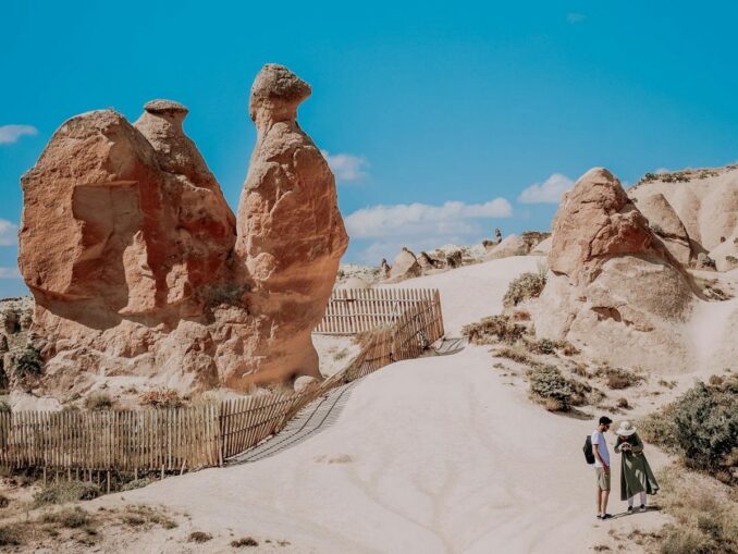 В Каппадокии стоит лично увидеть Верблюда в долине Дервент