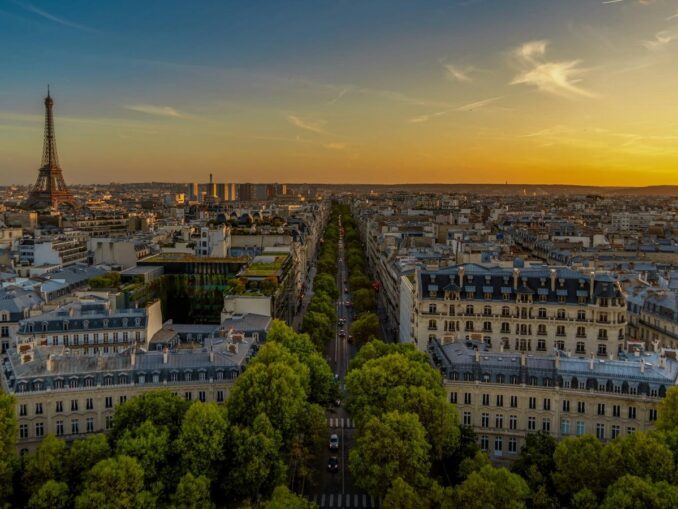 В Париже можно посмотреть авеню Клебер