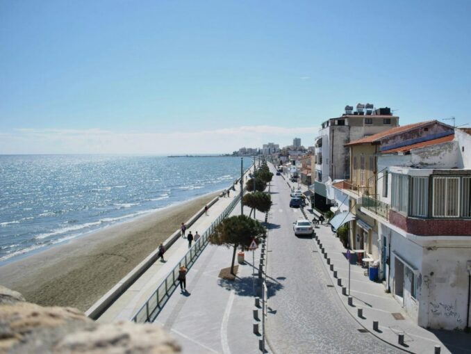 There are few tourists and a lot of light in Larnaca in spring